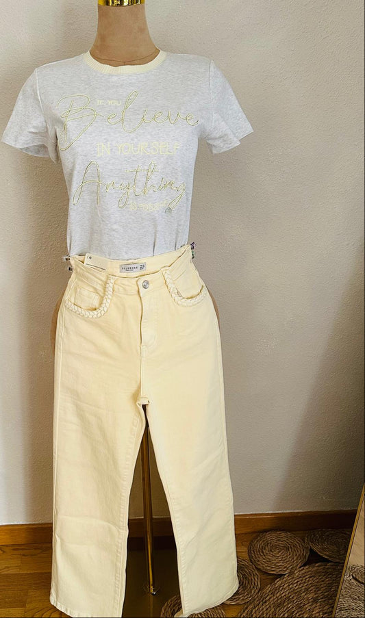 Pantalón denim mantequilla wide leg con detalle trenza