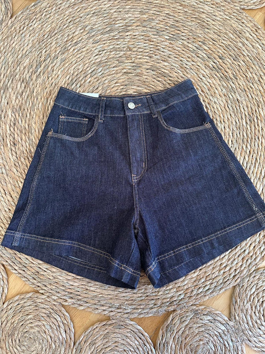 Pantalón corto denim oscuro