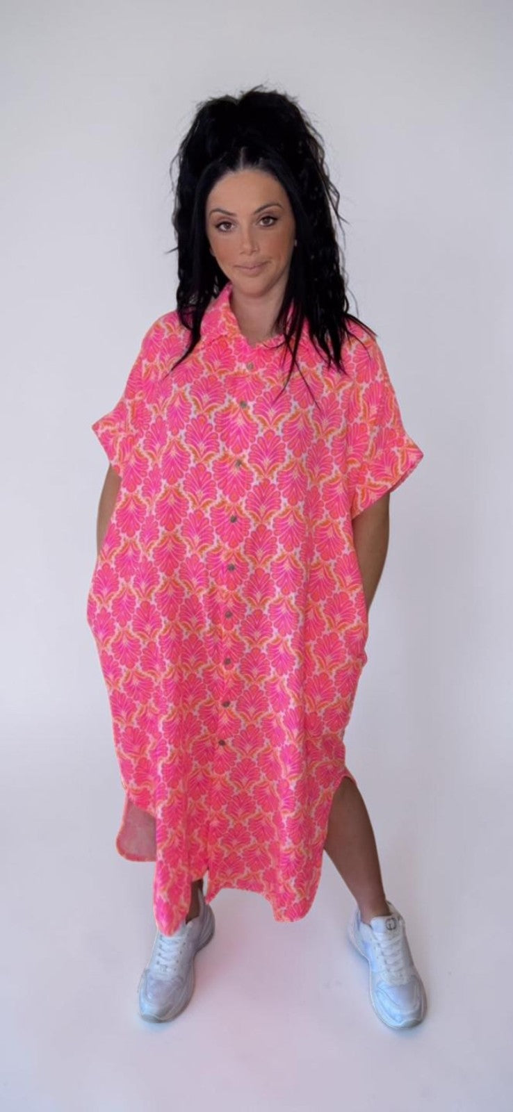 Vestido camisero flúor.