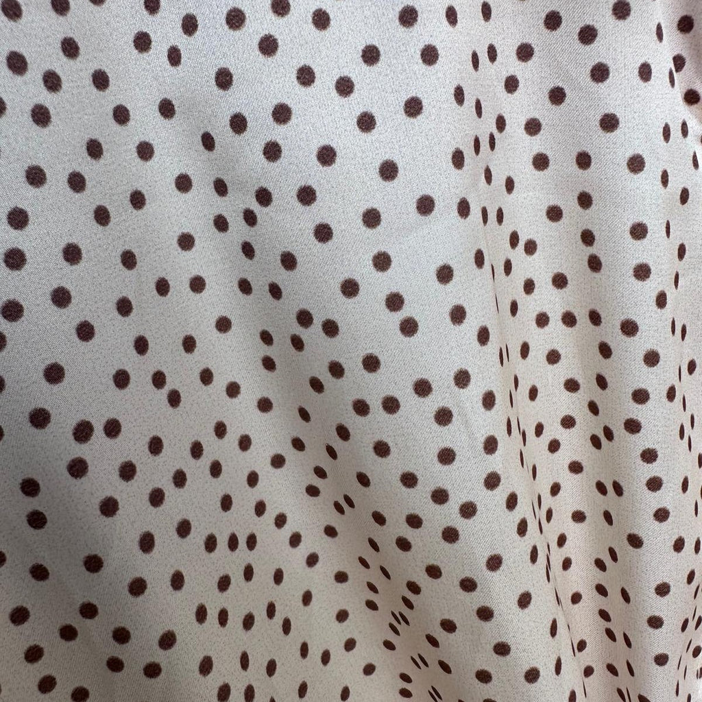 Camisa satinada PINTONAS beige con lunares marrones. Talla única, contorno de pecho 140cm.